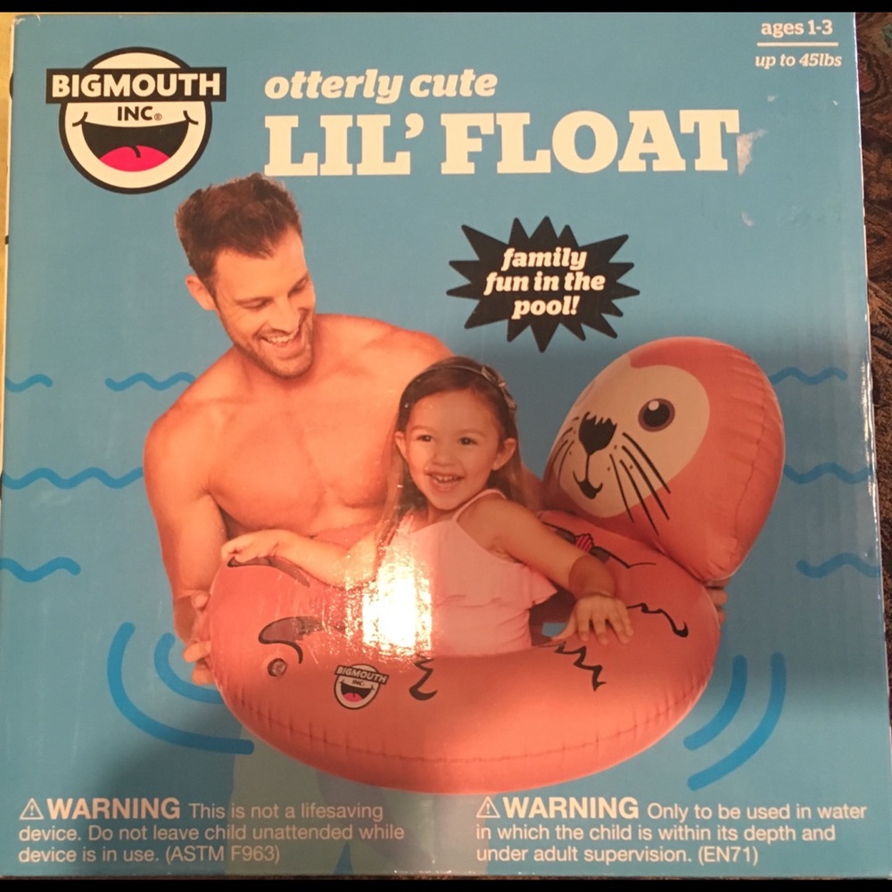 Otterly Cute Lil’ Float